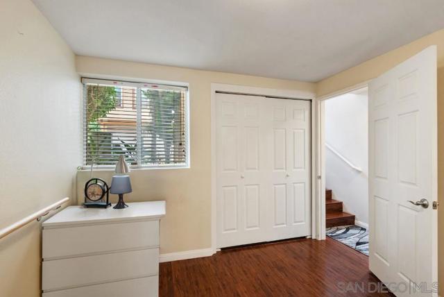 12674 Carmel Country Rd, San Diego CA: https://media.crmls.org/mediaz/312a1907-7f81-4dbc-8d74-5ecb044b4354.jpg