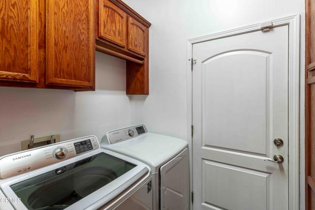 15617 Screaming Eagle Avenue, Bakersfield CA: https://media.crmls.org/mediaz/312b3483-a0e9-46fd-bb29-0022f3dec4b6.jpg