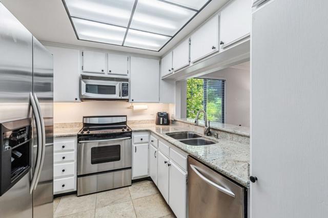 775 Williamsburg Way, Gilroy CA: https://media.crmls.org/mediaz/312bfaa6-b8a6-4459-aa8f-66e4bf1bbbbe.jpg