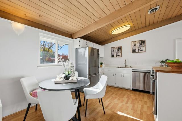 3839 Ross Road, Palo Alto CA: https://media.crmls.org/mediaz/312c4d3b-70ec-42f5-b152-654f68966b3e.jpg