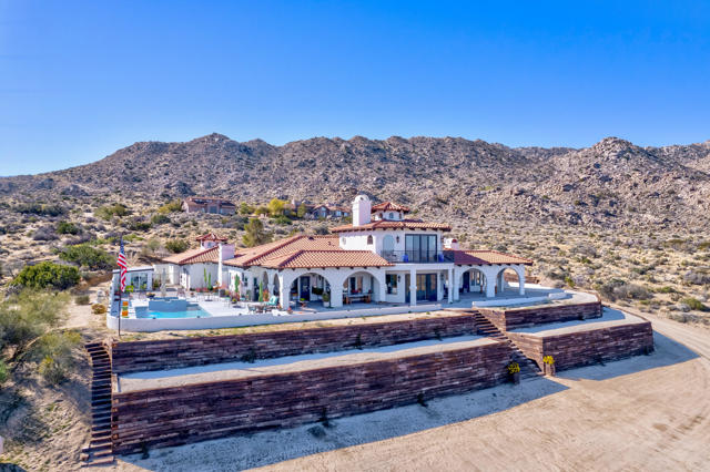 Image 67 of 108 For 56375 Bighorn Drive
