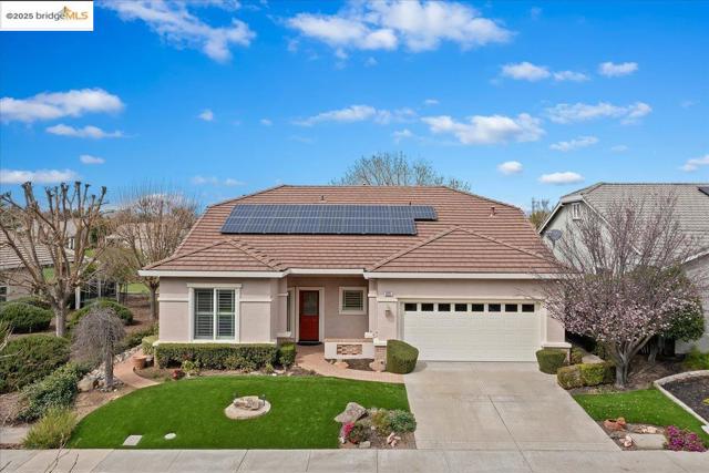 625 Pomona Dr, Brentwood CA: https://media.crmls.org/mediaz/312d17d7-626d-4e50-8225-9a3efa907a9a.jpg