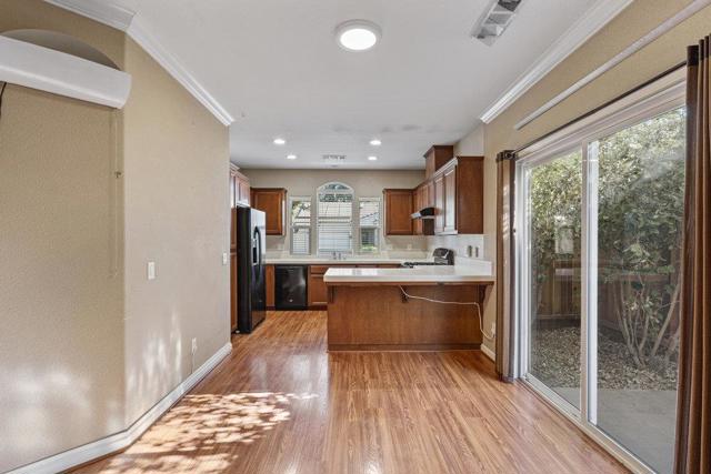 3009 La Vina Circle, Los Banos CA: https://media.crmls.org/mediaz/312d3c01-12ca-4801-8244-1e84ed945507.jpg