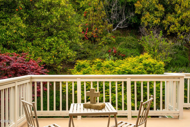 161 Harborview Court, Ventura CA: https://media.crmls.org/mediaz/312dcd3c-341d-48f4-a789-ac1e9014cd19.jpg