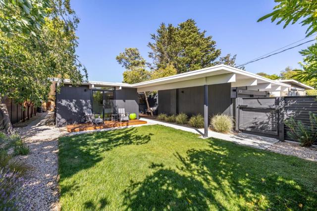 1651 Lexington, San Mateo CA: https://media.crmls.org/mediaz/312e0a10-e3ff-45ba-81ab-5001eaab938b.jpg