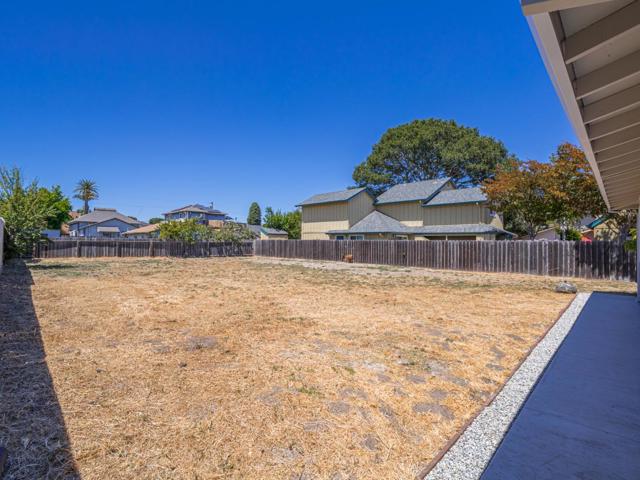 1221 Broadway, Santa Cruz CA: https://media.crmls.org/mediaz/312ea9d4-9689-4304-b0b1-dd0becae93e6.jpg
