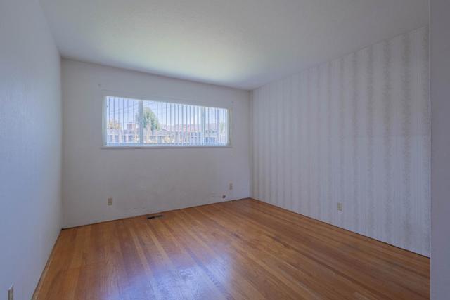 170 Del Mar Drive, Salinas CA: https://media.crmls.org/mediaz/312eef52-44f2-469f-9e98-26db385dc35d.jpg