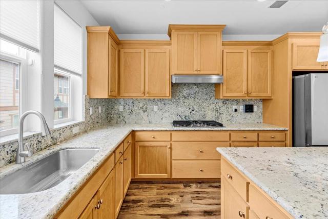 2731 Bungalow Drive, Marina CA: https://media.crmls.org/mediaz/312f3bc8-287b-4773-82d8-ff05f1e20bfc.jpg