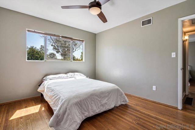 632 Sandalwood Dr, El Cajon CA: https://media.crmls.org/mediaz/312f4ce1-6e7f-4e41-ba4d-a84eca47403b.jpg