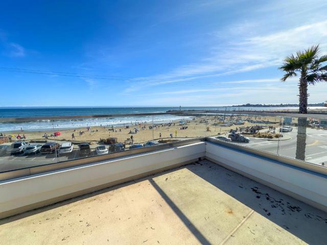 2601 E Cliff, Santa Cruz CA: https://media.crmls.org/mediaz/312f7a81-0eab-42d6-a071-1197e86b40d4.jpg