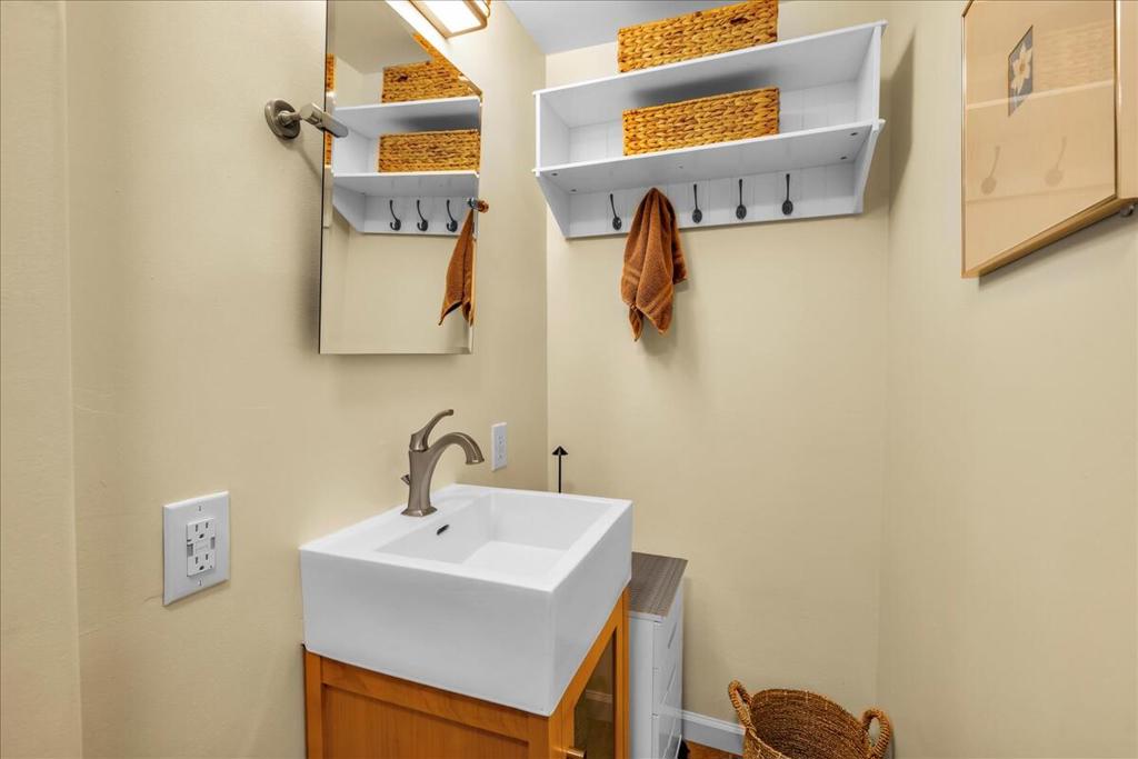 MLS #219135807DA image #31