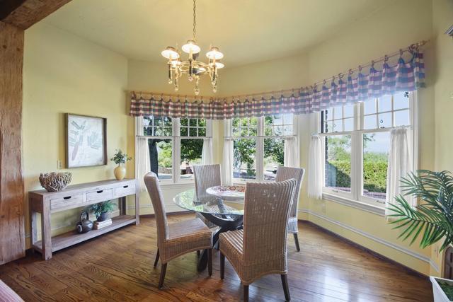 12359 Farr Ranch Road, Saratoga CA: https://media.crmls.org/mediaz/313013ba-1184-4c75-b43f-76d2fdce60e8.jpg