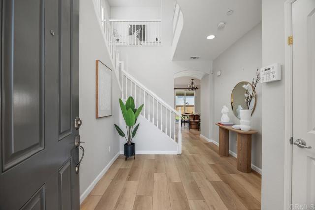 4016 Lake Shore Lane, Fallbrook CA: https://media.crmls.org/mediaz/31303007-f1dc-4816-94f4-a9b07dd54040.jpg
