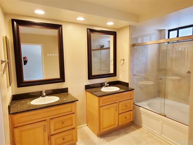 Detail Gallery Image 28 of 35 For 6808 Watercourse Dr, Carlsbad,  CA 92011 - 3 Beds | 2/1 Baths