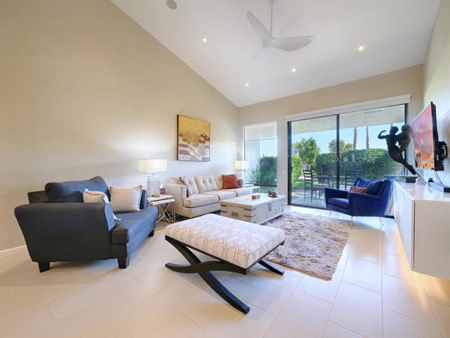 1150 Via Tenis, Palm Springs, CA 92262