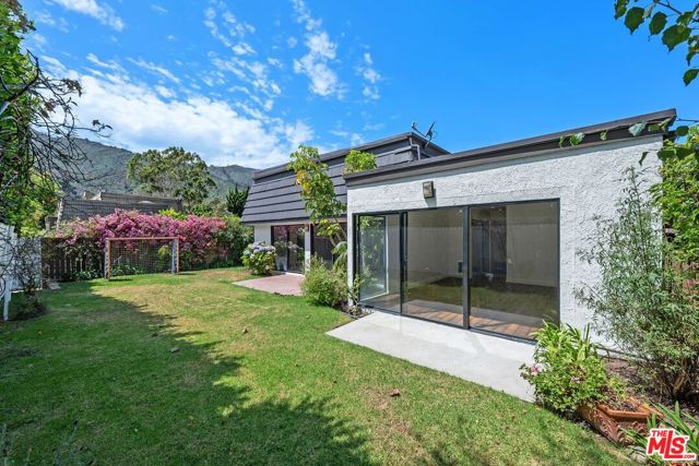 Drew Fenton | 17157 Avenida De Santa Ynez Pacific Palisades CA | MLS: 7373840 Drew Fenton | 17157 Avenida De Santa Ynez Pacific Palisades CA | MLS: 7373840