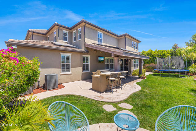13170 Bent Grass Place, Moorpark CA: https://media.crmls.org/mediaz/3133ce0b-92ac-4f23-8f45-1db923401248.jpg