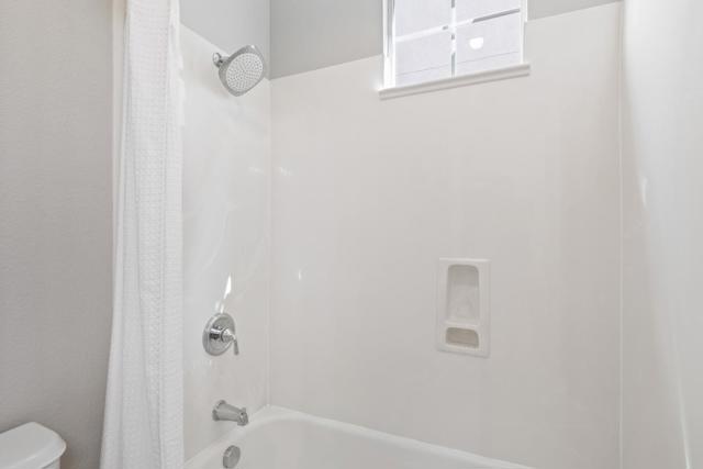 4126 Tobin Circle, Santa Clara CA: https://media.crmls.org/mediaz/3134142a-9585-408f-b617-85b76b4e30eb.jpg