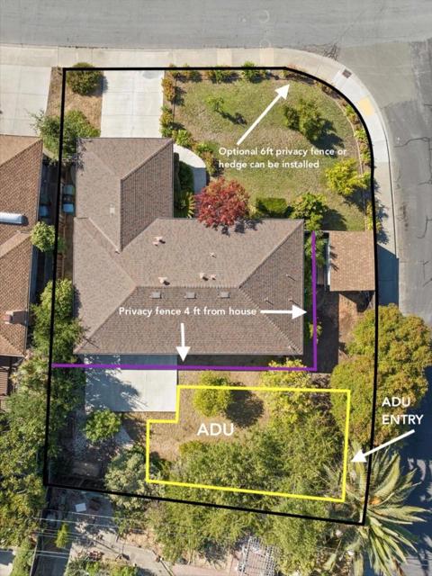 495 Giannini Drive, Santa Clara CA: https://media.crmls.org/mediaz/3134a78d-928d-49ef-a06b-78da662af96a.jpg