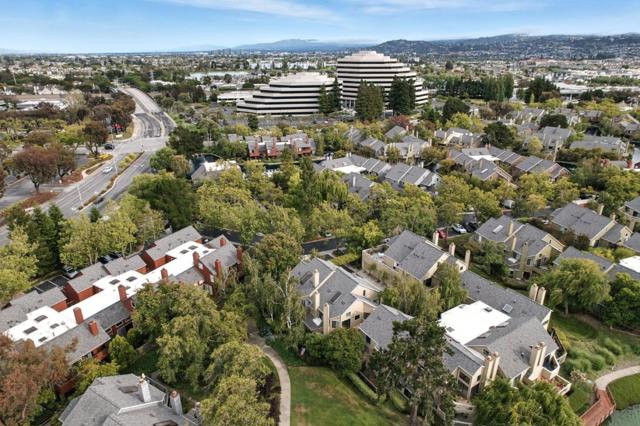 914 Shoreline Drive, San Mateo CA: https://media.crmls.org/mediaz/3134c92b-97bb-435e-93c7-dc2aeffc85fd.jpg