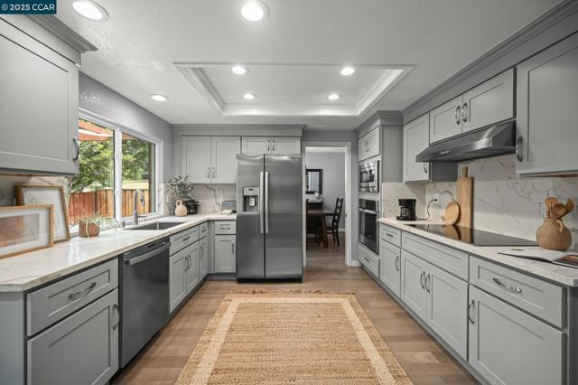 101 Stowbridge Ct., Danville CA: https://media.crmls.org/mediaz/31359306-0991-4844-add7-23e62df9da9e.jpg