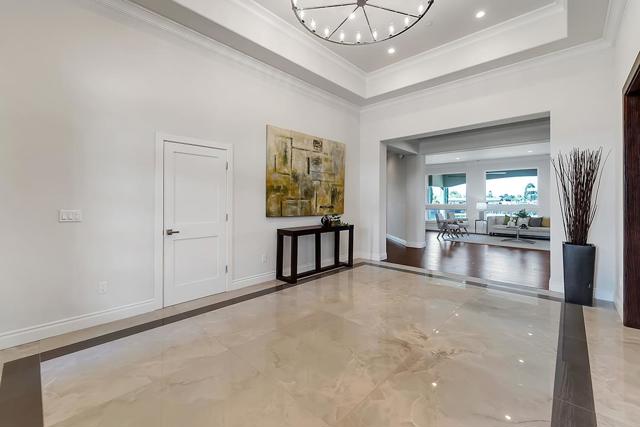 475 E Middle Avenue, San Martin CA: https://media.crmls.org/mediaz/313608d3-6b71-4e18-99e5-72bea0d2106f.jpg