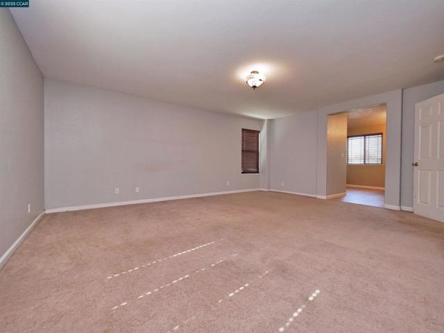 2035 Pasado Avenue, Manteca CA: https://media.crmls.org/mediaz/31366a5c-502b-4cfe-975f-148da19bf92c.jpg