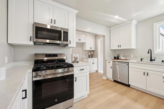 432 Cypress Avenue, San Bruno CA: https://media.crmls.org/mediaz/31390343-5267-423e-851a-f25633971ef0.jpg