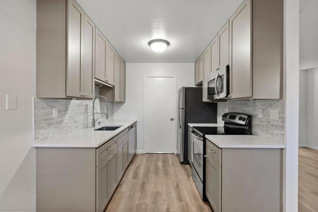 1376 Palm Street, San Jose CA: https://media.crmls.org/mediaz/31390c4a-d789-4be5-9c66-f0de3af3c343.jpg