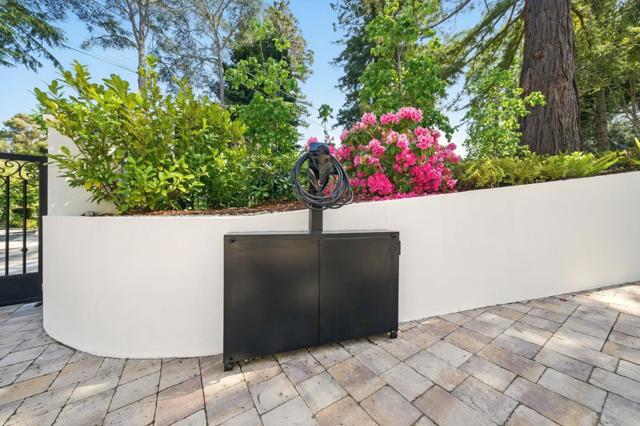 830 Bromfield Road, San Mateo CA: https://media.crmls.org/mediaz/31397ee6-90e7-47d8-b231-2cf4a1f1b21b.jpg