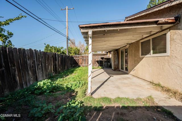 1421 Sequoia Avenue, Simi Valley CA: https://media.crmls.org/mediaz/313ab22c-5db1-414e-8454-3a14394aa951.jpg