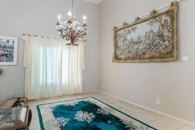 Detail Gallery Image 5 of 35 For 4078 Bending Oak Ct, Moorpark,  CA 93021 - 3 Beds | 2/1 Baths