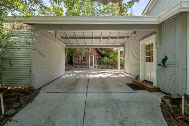 1353 Edgewood Road, Redwood City CA: https://media.crmls.org/mediaz/313b0c3f-3144-4206-bff7-fc099ab185a9.jpg