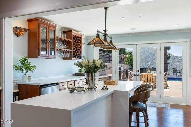 3626 Saint Elizabeth Road, Glendale CA: https://media.crmls.org/mediaz/313b42c0-cbeb-4509-894d-53e3a1fb2576.jpg