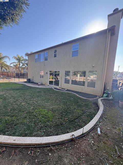 Image 42 of 44 For 9471 Mourverde Court