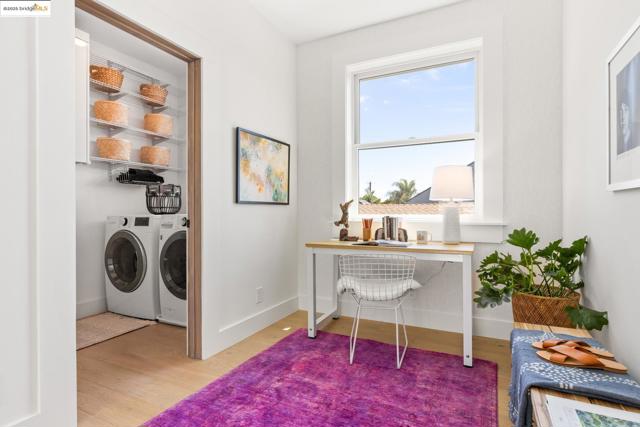 5734 Maccall St, Oakland CA: https://media.crmls.org/mediaz/313b69ac-f004-48f9-aad3-17c4e4975869.jpg