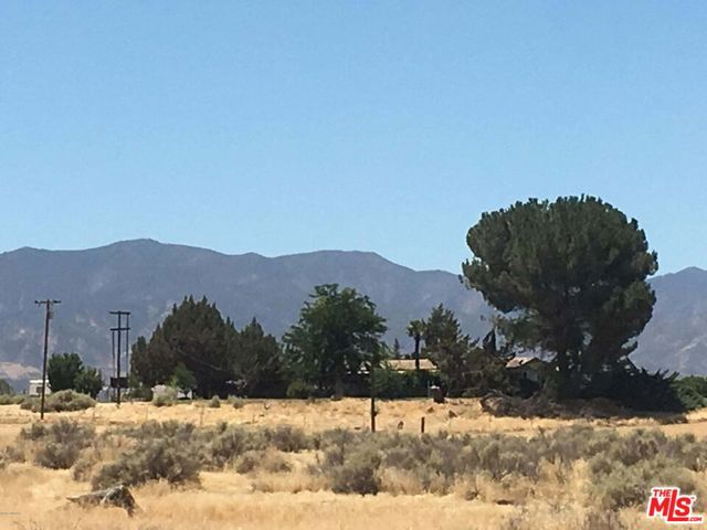 166 Russell Ranch Highway, New Cuyama CA: https://media.crmls.org/mediaz/313b83f3-3006-4fea-a4ff-2c2dce67024c.jpg