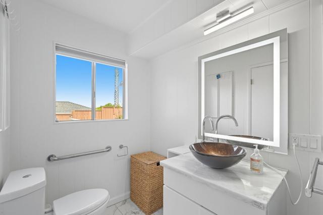 217 W 40th Avenue, San Mateo CA: https://media.crmls.org/mediaz/313c17ee-48e5-4060-a79a-5f73bec3efb5.jpg