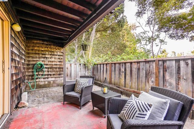 Image 29 of 48 For 5326 Briar Ridge Dr