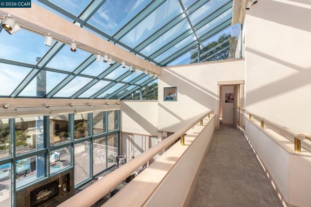 Image 21 of 55 For 319 Tappan Ter