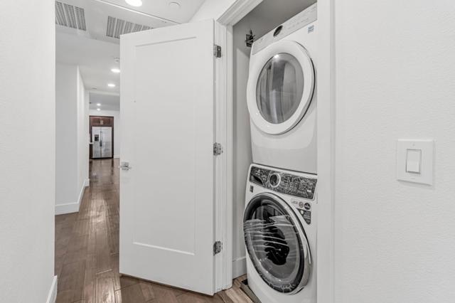 380 Riesling Avenue, Milpitas CA: https://media.crmls.org/mediaz/313d52d3-ee7b-4707-b51a-ed12bf801b19.jpg