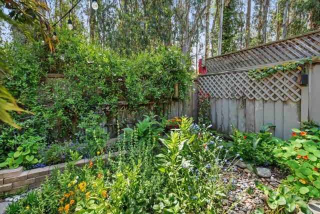 2878 Lindsay Lane, Soquel CA: https://media.crmls.org/mediaz/313e4176-5331-4c65-a617-55caeac34c1d.jpg