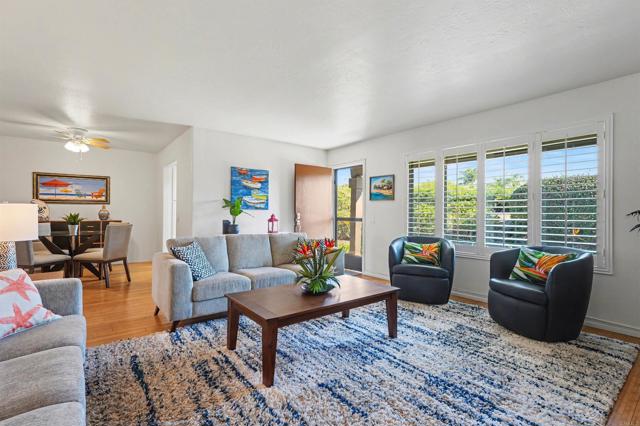 Detail Gallery Image 2 of 36 For 1020 Turnstone, Oceanside,  CA 92057 - 2 Beds | 2 Baths