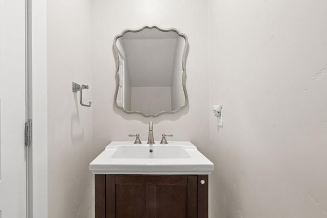 454 Granite Way, Aptos CA: https://media.crmls.org/mediaz/313fc87f-dcf3-4ed3-9307-1e8d74fd4b2a.jpg