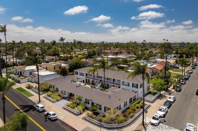 5064 Marlborough Dr, San Diego CA: https://media.crmls.org/mediaz/314159e8-689e-438d-a6a8-954ca935df4e.jpg