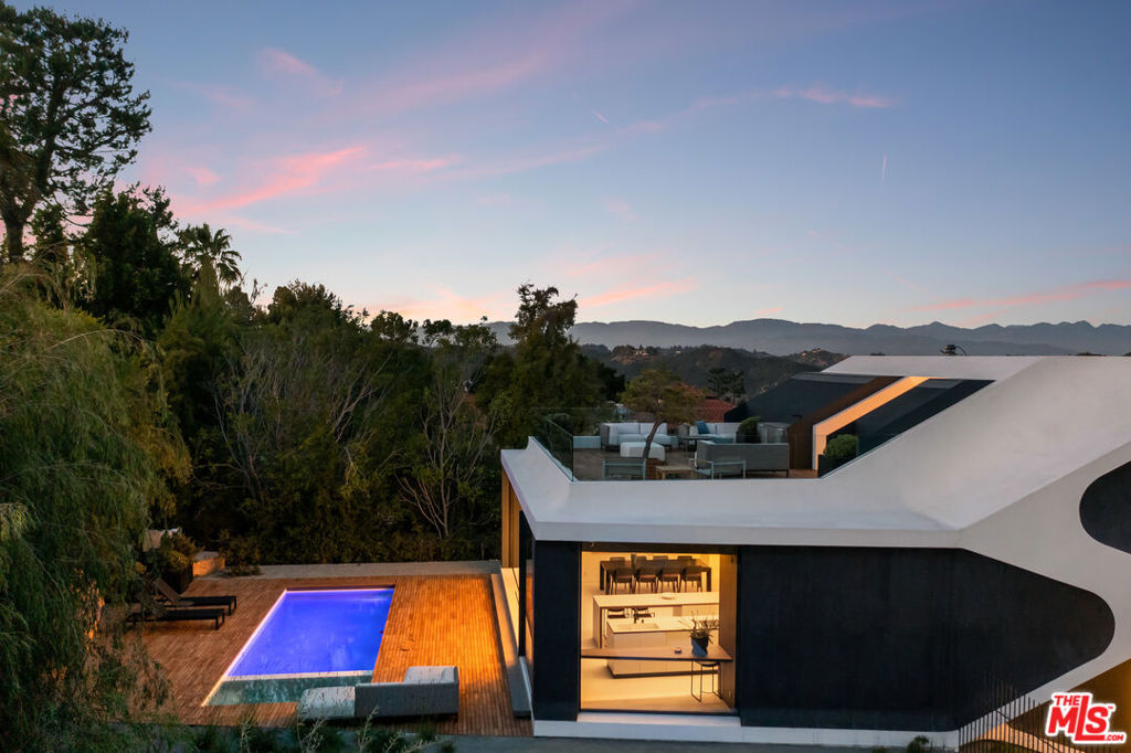 MLS #26869415 image #40