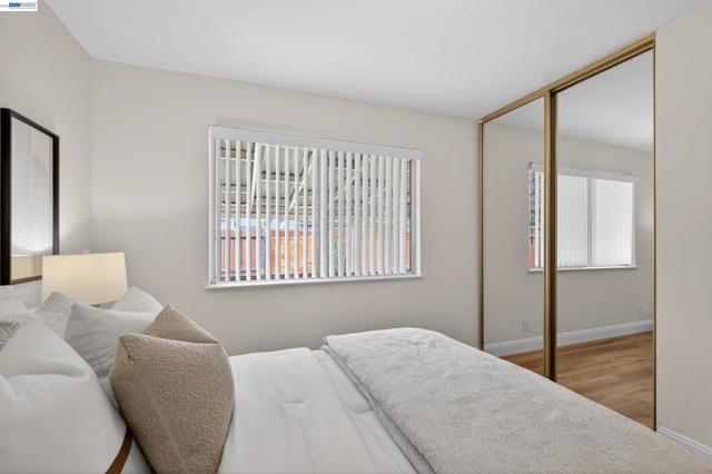 Image 25 of 32 For 15753 Via Sonata