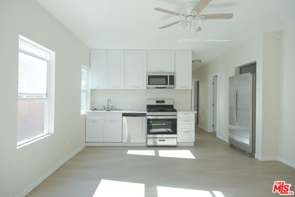 407 N Coronado Street #1/2