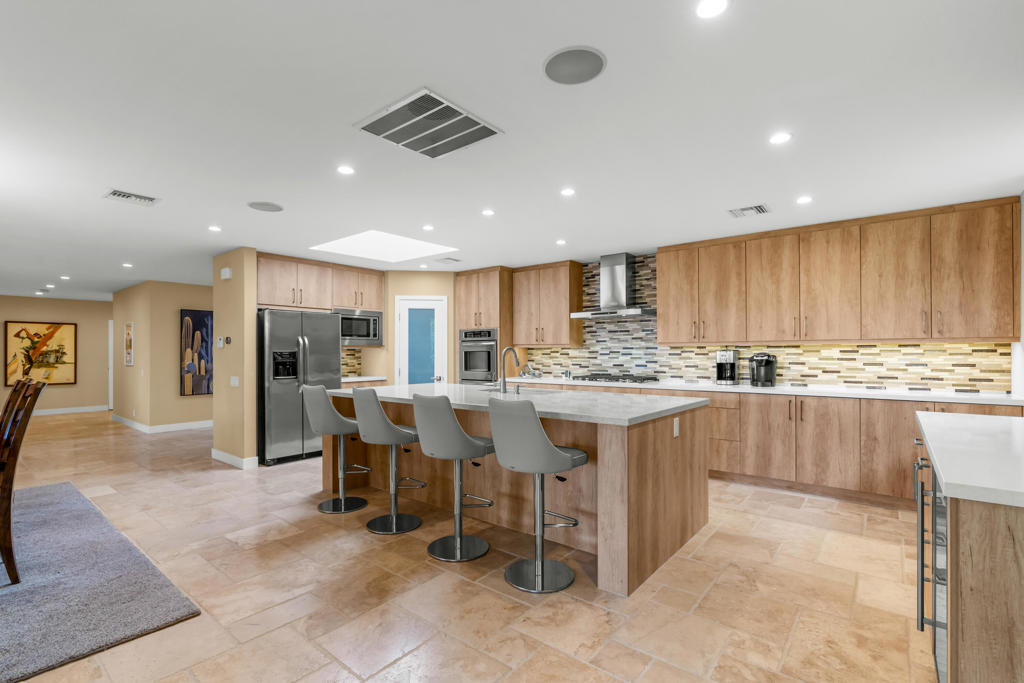 MLS #219138577DA image #16