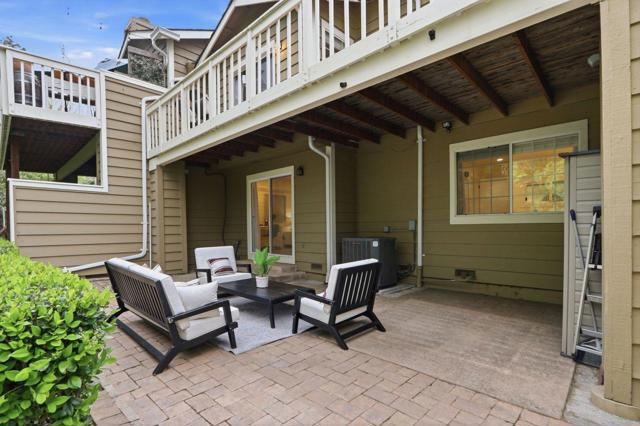 1212 Shelby Creek Lane, San Jose CA: https://media.crmls.org/mediaz/3142e4fe-427e-4b28-a30c-79517c8d456f.jpg